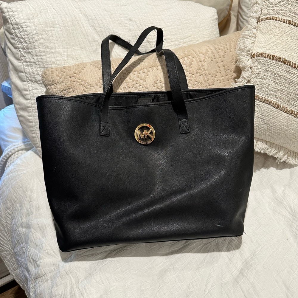 Black Michael Kors Tote